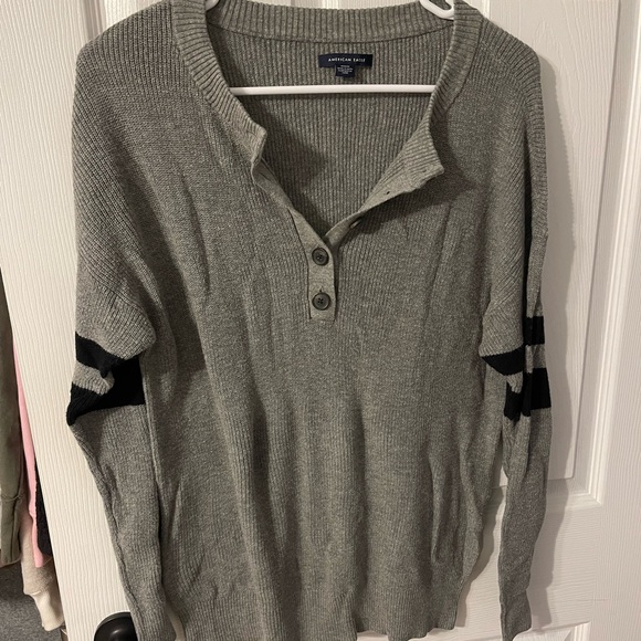 AE lightweight sweater - Picture 1 of 4